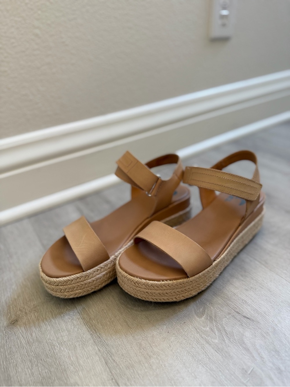 Sorel Tan Platform Espadrille Sandals with Ankle Strap